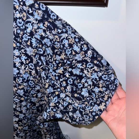 Lane Bryant Blue Flowered Short Sleeve Shirt Size 18/20 - Picture 5 of 6